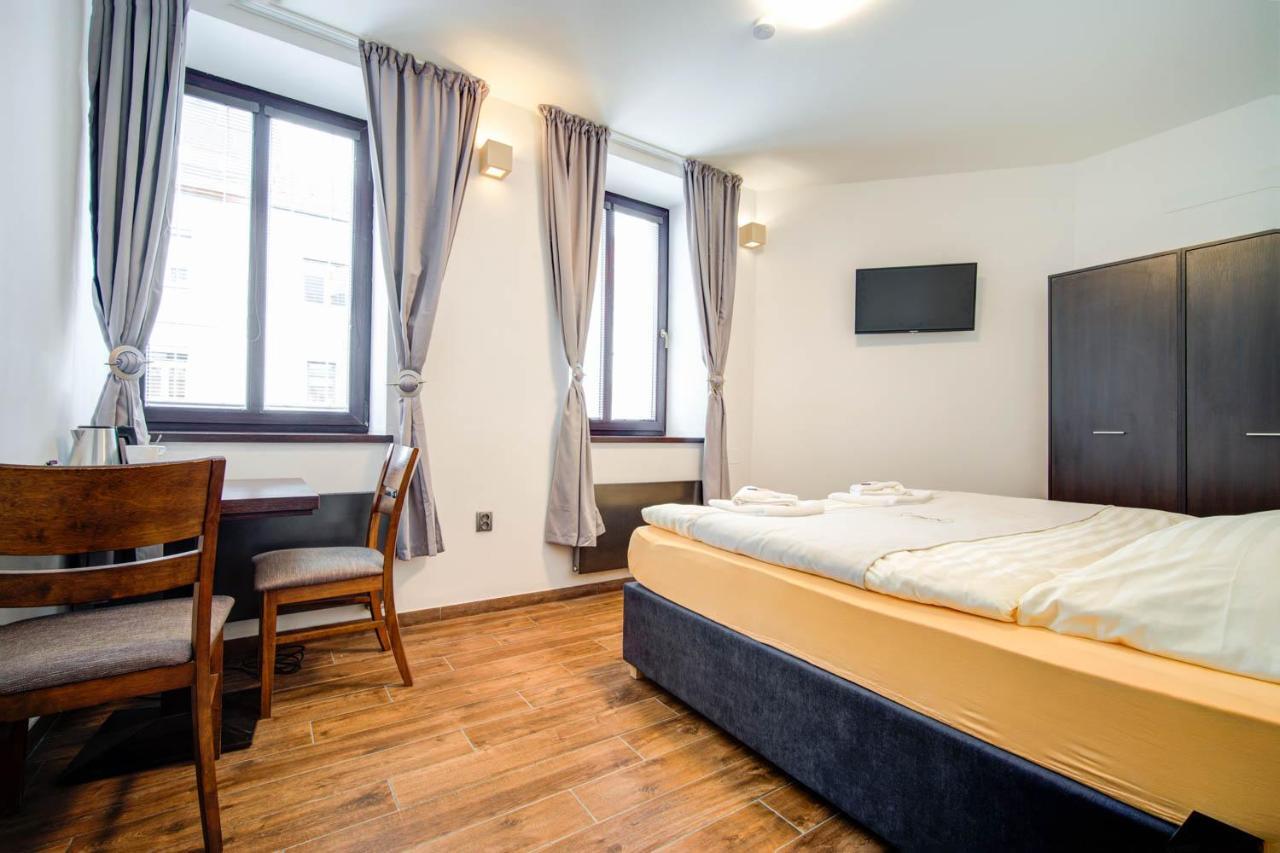 Penzion Kralovska Cesta Brno Eksteriør billede